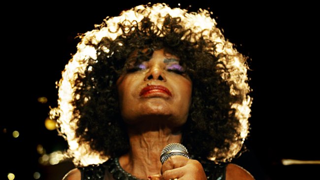 01-My-Name-is-Now-Elza-Soares-um-filme-Elizabete-Martins-Campos-foto-Paolo-Giron-1